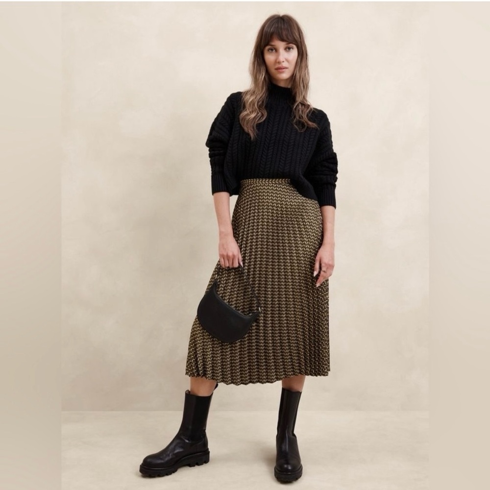 Banana Republic Factory Silky Pleated Midi Skirt